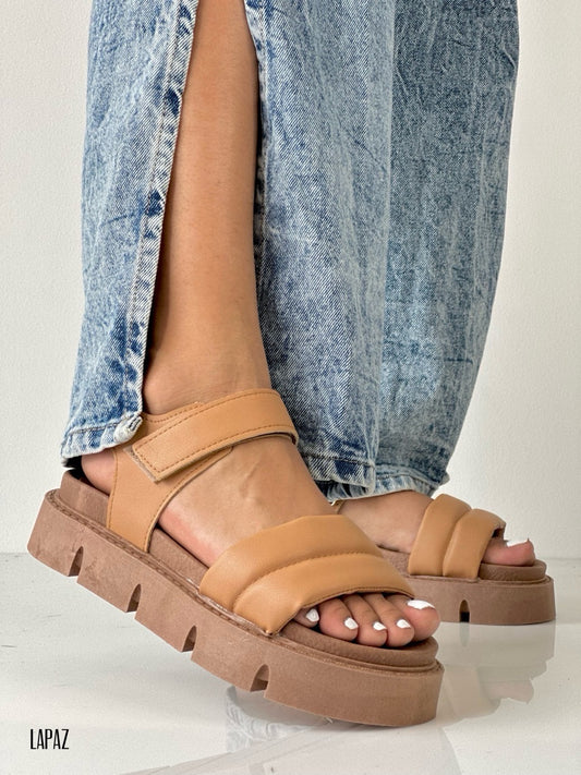 Descubre el Estilo y Elegancia en Cada Paso las sandalias Lapaz