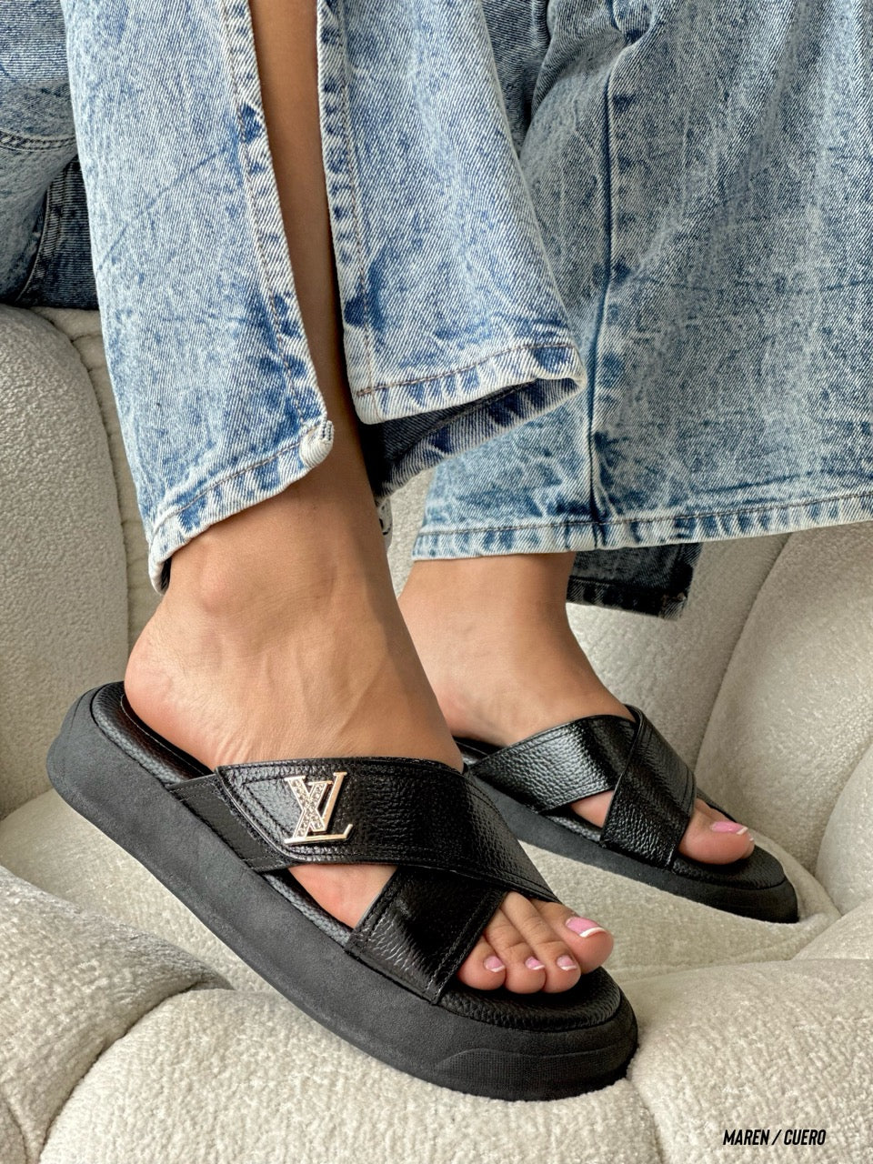 Descubre el Estilo y Elegancia en Cada Paso las sandalias Maren