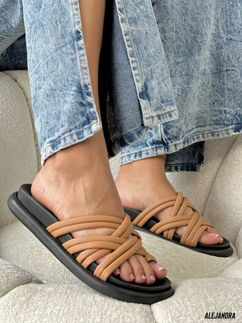 Descubre el Estilo y Elegancia en Cada Paso las sandalias Alejandra