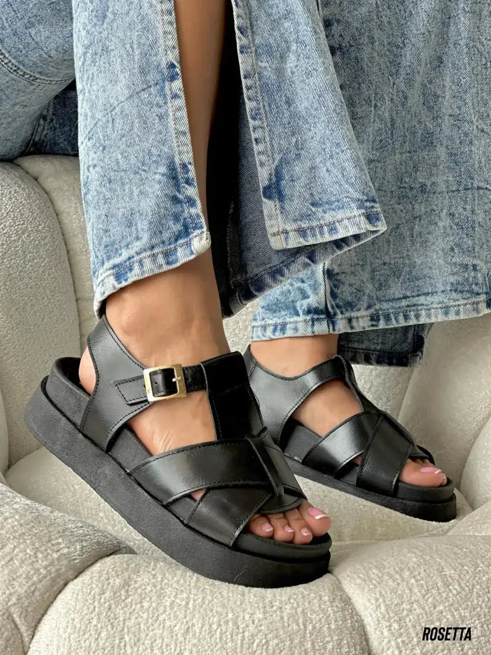 Descubre el Estilo y Elegancia en Cada Paso con las sandalias ROSSETA