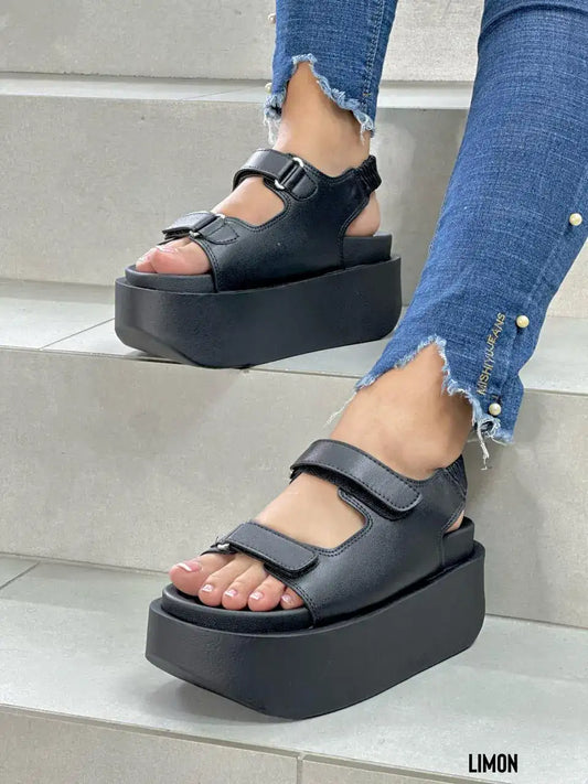 Descubre el Estilo y Elegancia en Cada Paso las sandalias LIMON