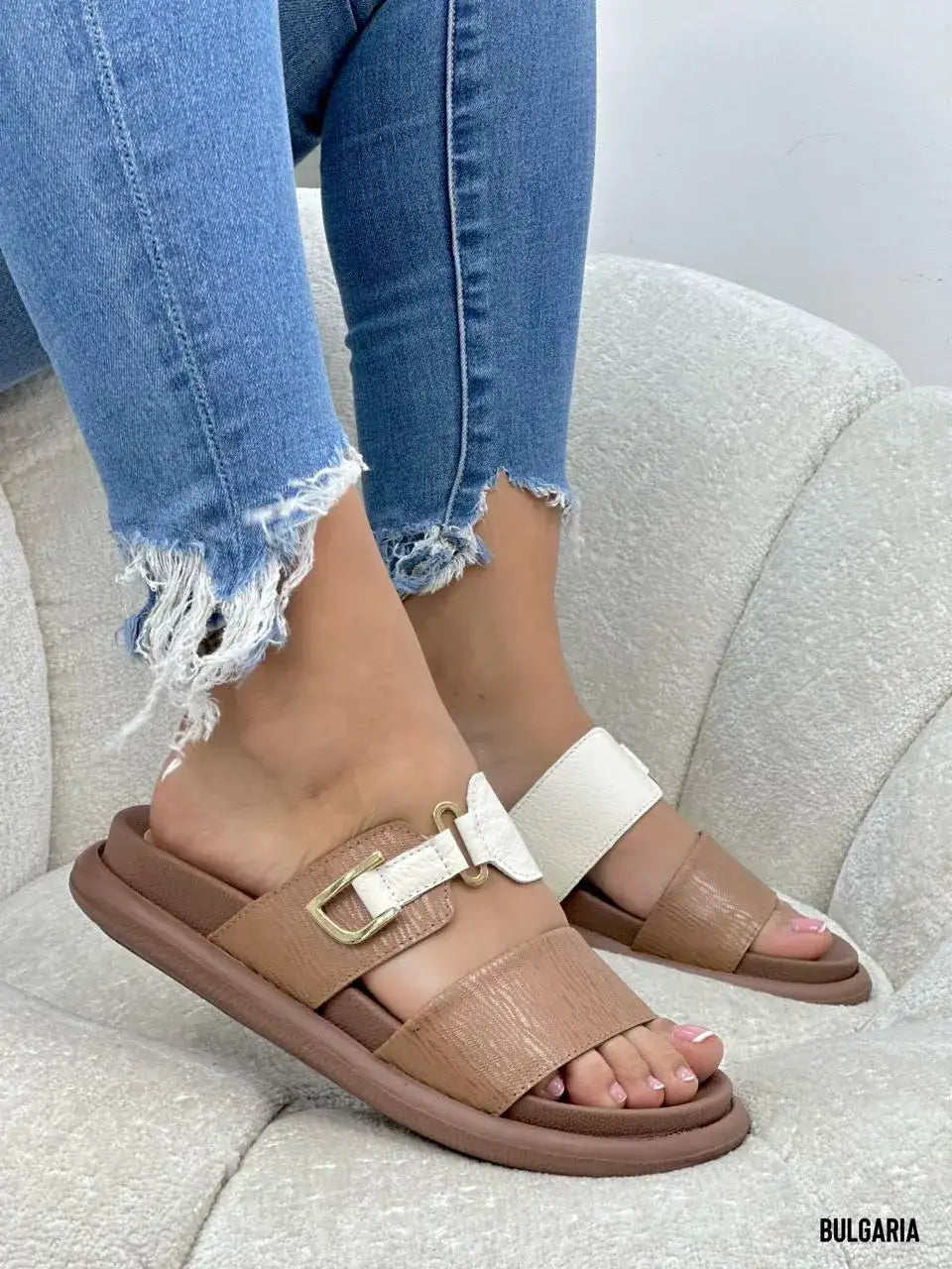 Descubre el Estilo y Elegancia en Cada Paso las sandalias bulgaria